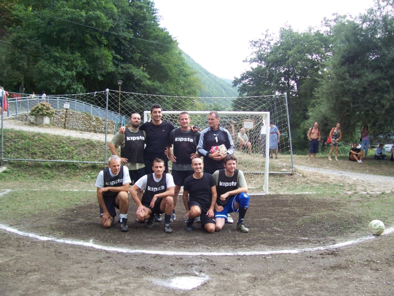  Image name: Calcio29.jpg 
 width: 800 pixel 
 height: 601 pixel 
 Size: 484496 bytes 
 Click to enlarge 